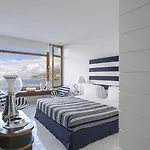 Ξενοδοχείο Maison La Minervetta 4*