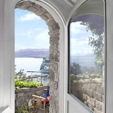 Maison La Minervetta Otel