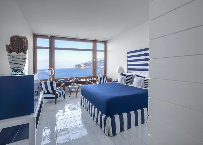 Maison La Minervetta 4*