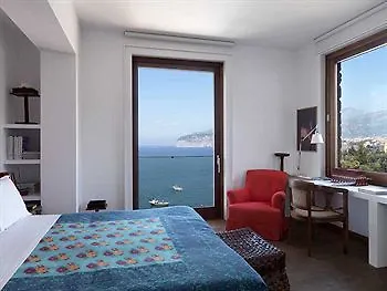 Ξενοδοχείο Maison La Minervetta 4*